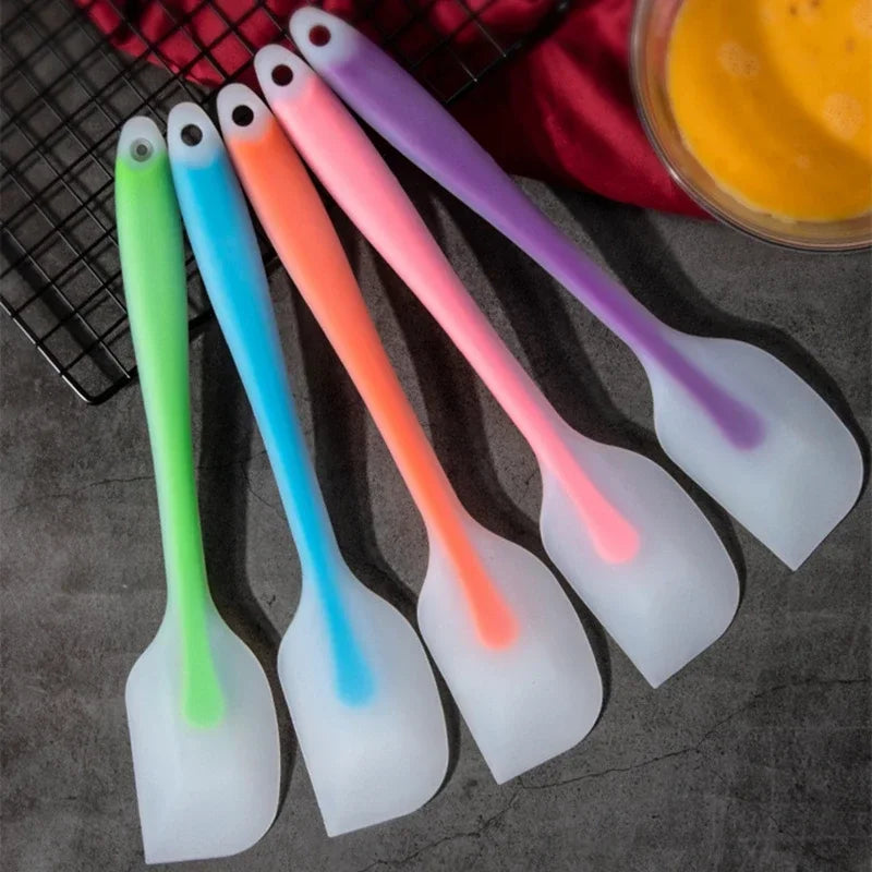 Kitchen Gadgets Cake Baking